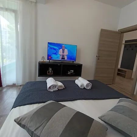 Thea Summerland Apartman